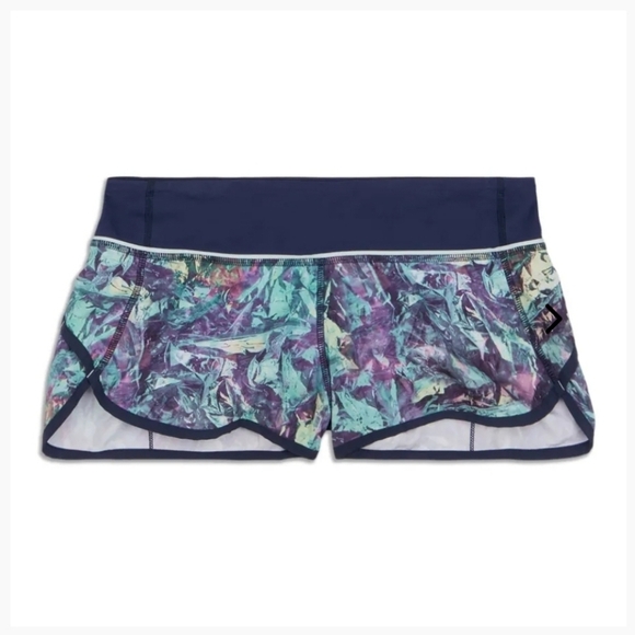 Lululemon 752 Run: Speed Short *4-way Stretch Iridescent Multi / Deep Navy sz 6 - Picture 2 of 9